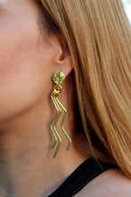 Load image into Gallery viewer, Medusa earrings RAS008G