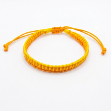 Load image into Gallery viewer, two-tone macrame bracelet