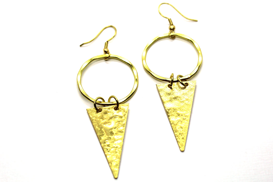 Circle and arrowhead earrings GRI001