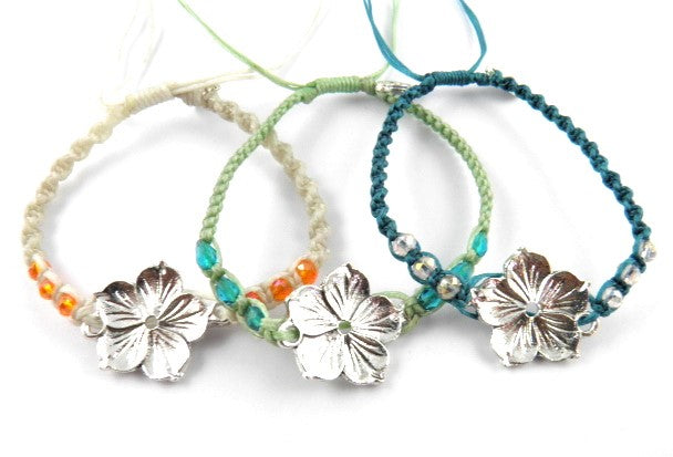 SR763 Hibiscus macrame bracelet 3pk