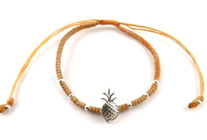SR771 coral-peach pineapple macrame bracelet